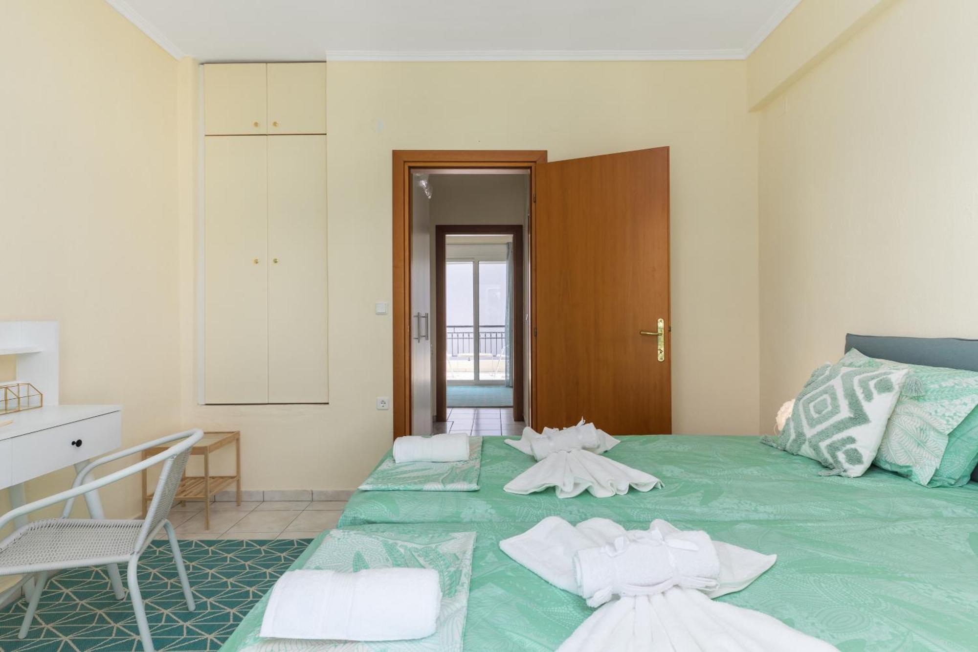 Alexandra'S Maisonette. Paralia Dionysiou Exterior foto