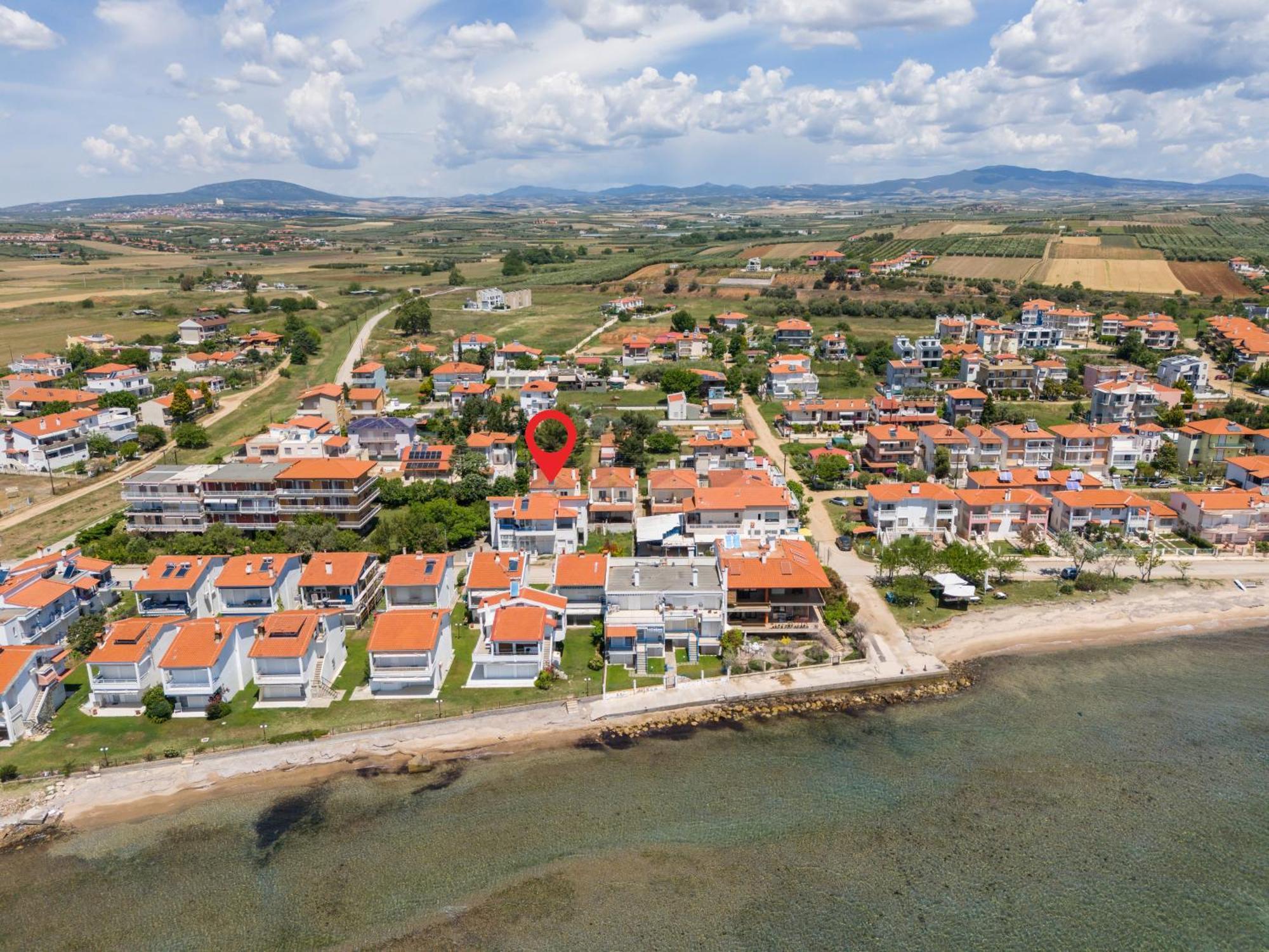 Alexandra'S Maisonette. Paralia Dionysiou Exterior foto